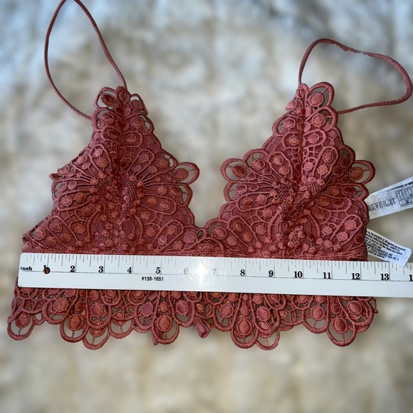 Forever 21 | Summer Pink Crochet Crop Spaghetti, Strap, Top Boho-inspire… - Picture 16 of 17